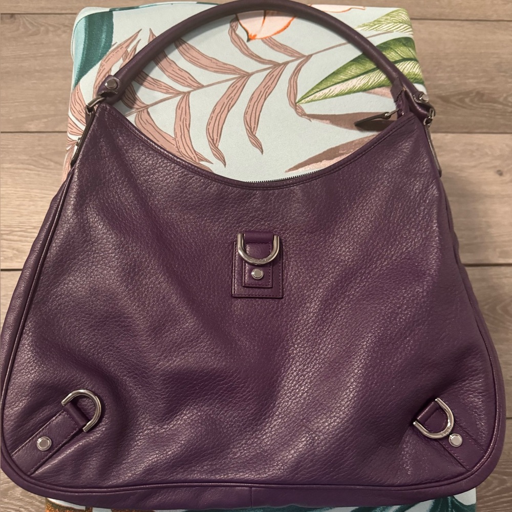 Gucci Abby Leather Shoulder Bag. Authentic!!!